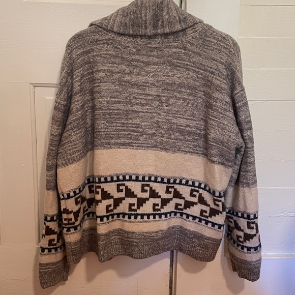 New Lucky Brand Aztec Gray Shawl Collar Cardigan size Large - Picture 4 of 5